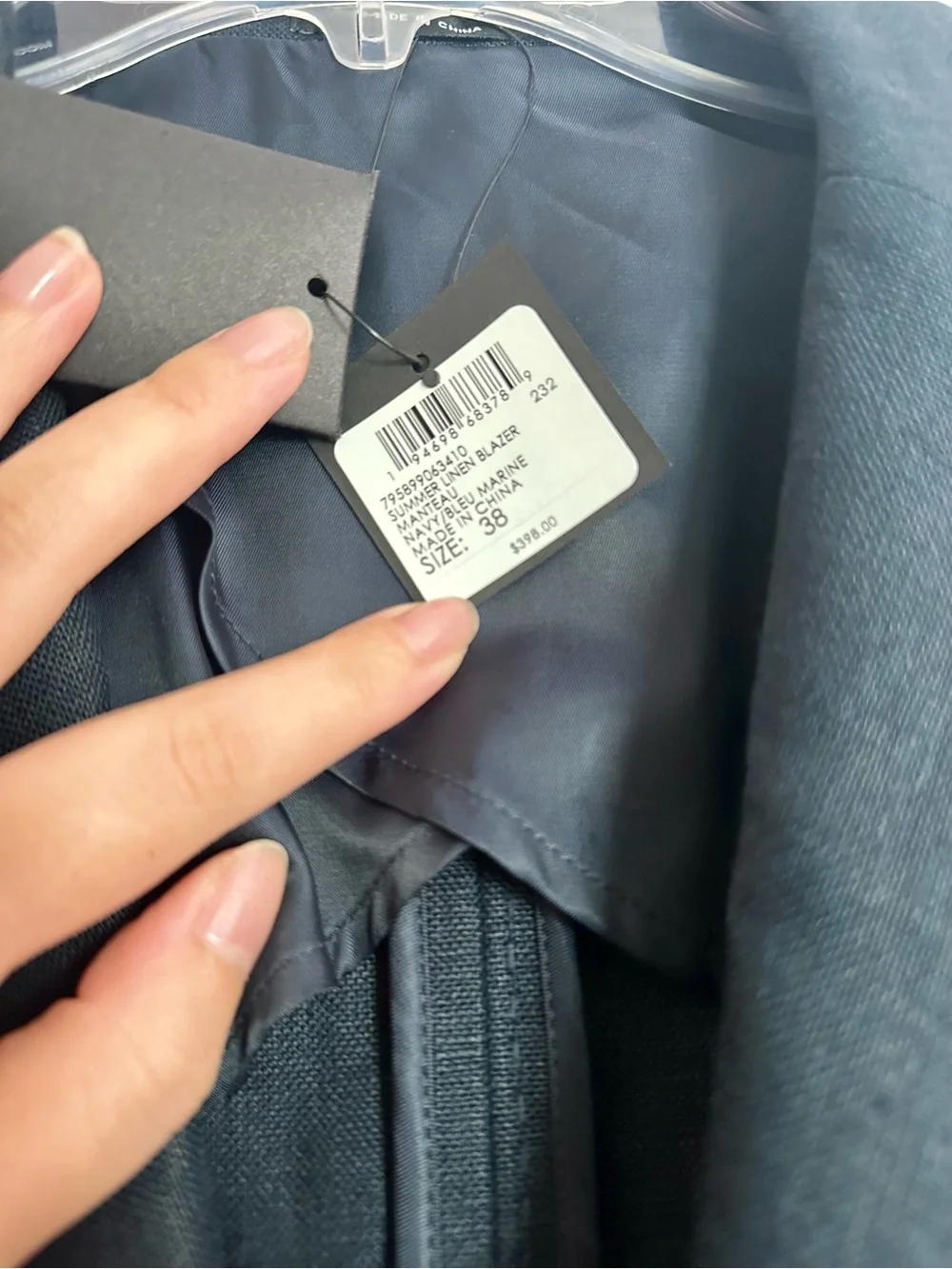 Club Monaco Men’s Summer Linen Blazer in Navy